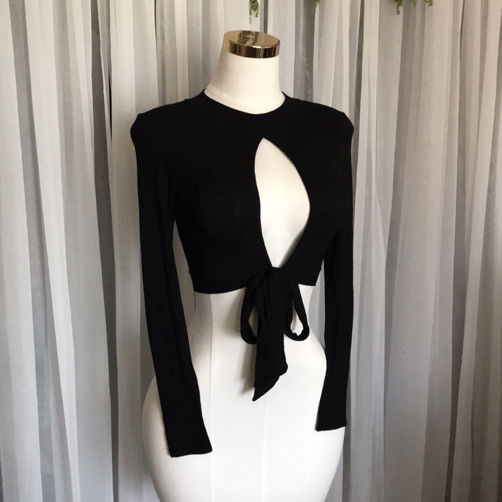 Black Ribbed Cut-Out Long Sleeve Crop Top